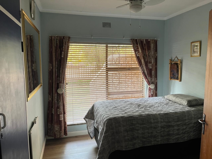 4 Bedroom Property for Sale in Flora Gardens Gauteng