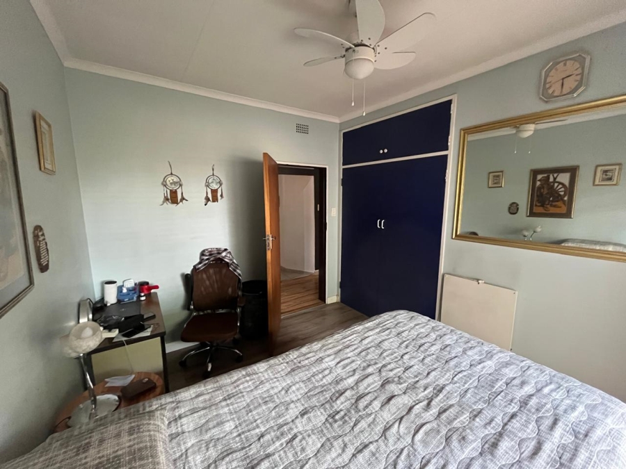 4 Bedroom Property for Sale in Flora Gardens Gauteng