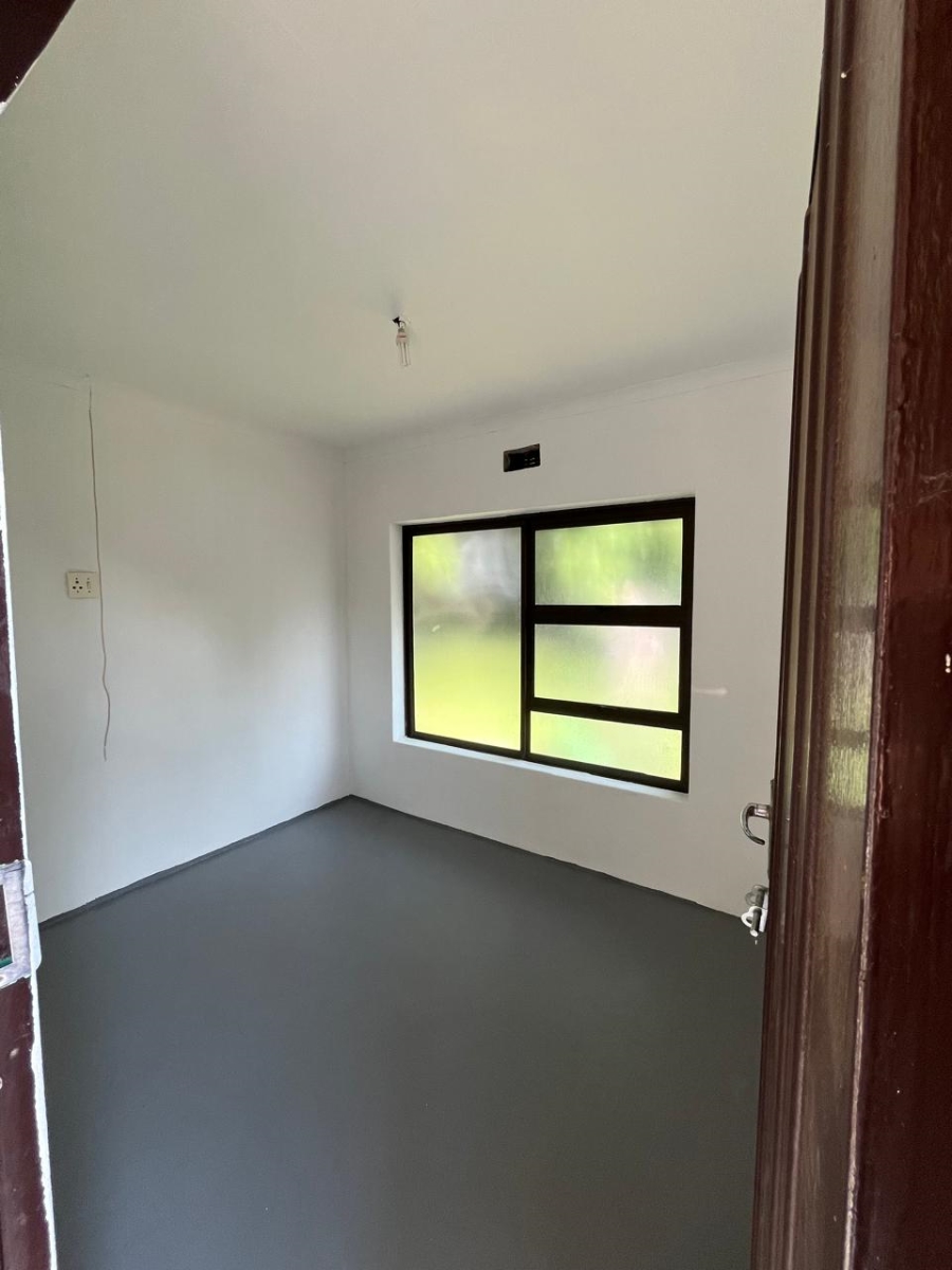 4 Bedroom Property for Sale in Flora Gardens Gauteng