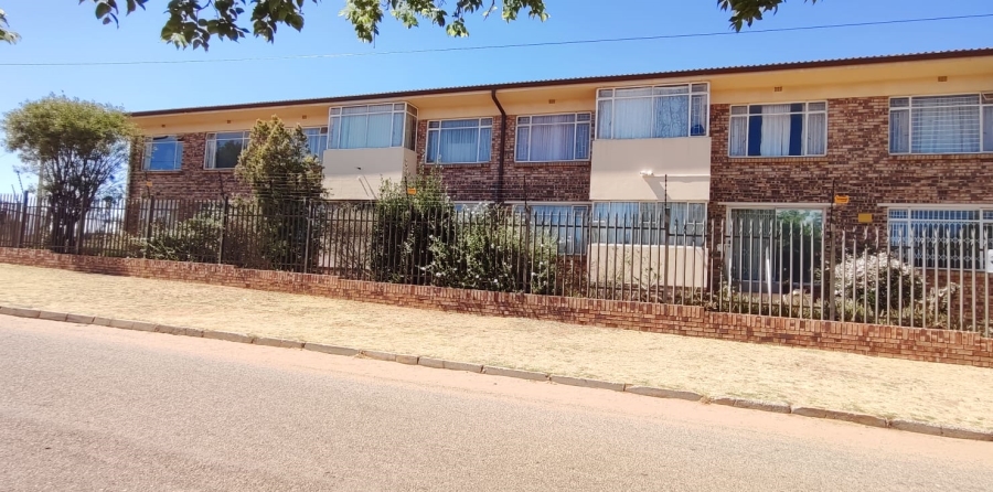 2 Bedroom Property for Sale in Greenhills Gauteng