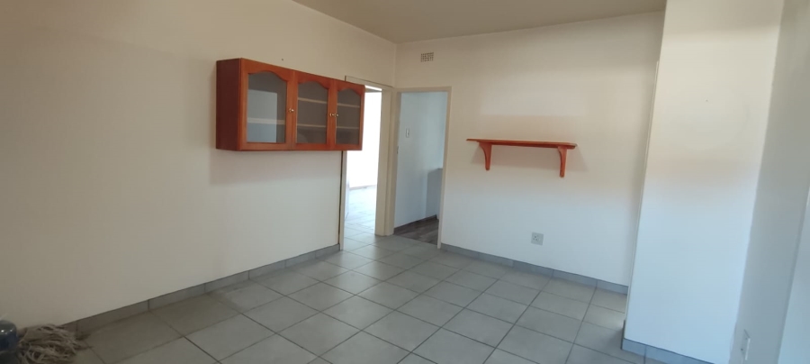 2 Bedroom Property for Sale in Greenhills Gauteng