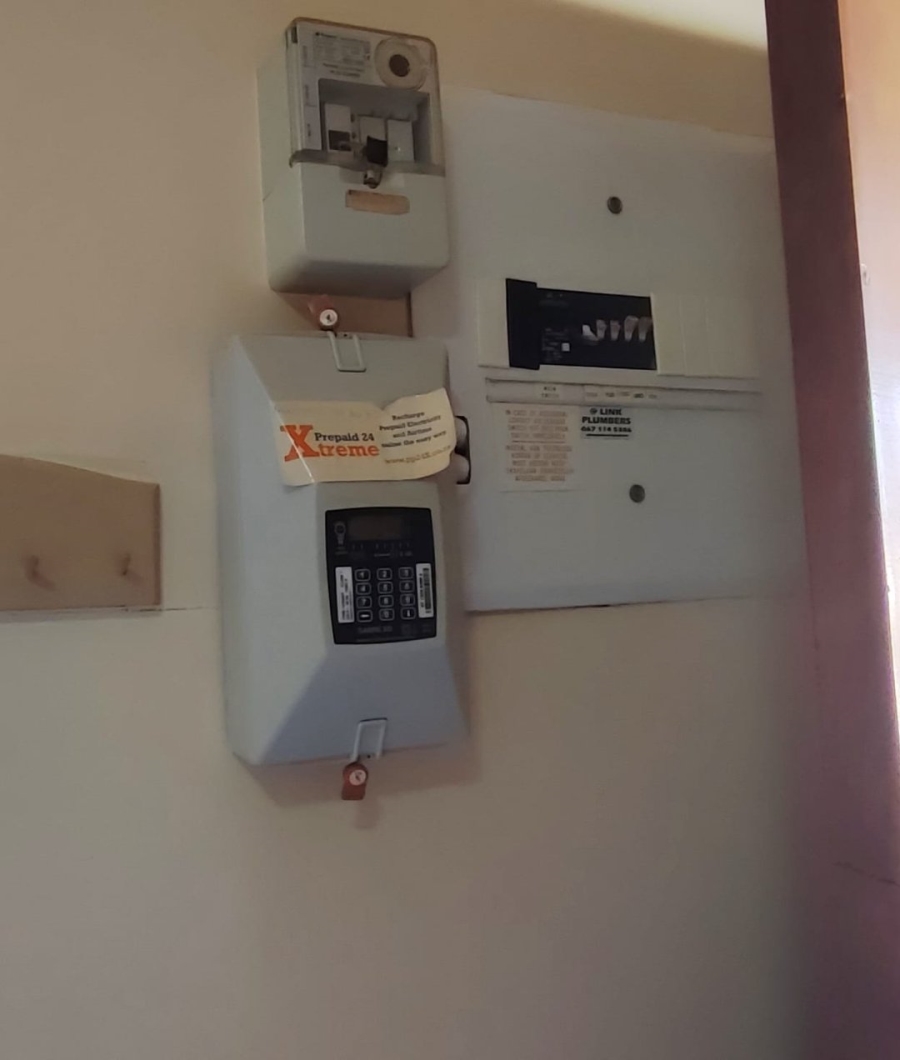 2 Bedroom Property for Sale in Greenhills Gauteng