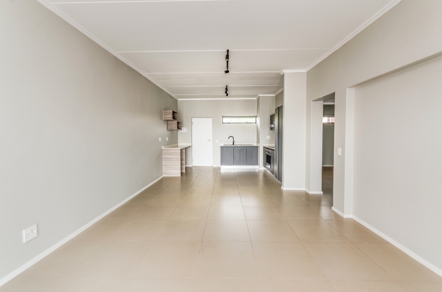 To Let 2 Bedroom Property for Rent in Bryanston Gauteng
