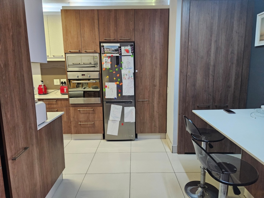 To Let 3 Bedroom Property for Rent in Atholl Gauteng