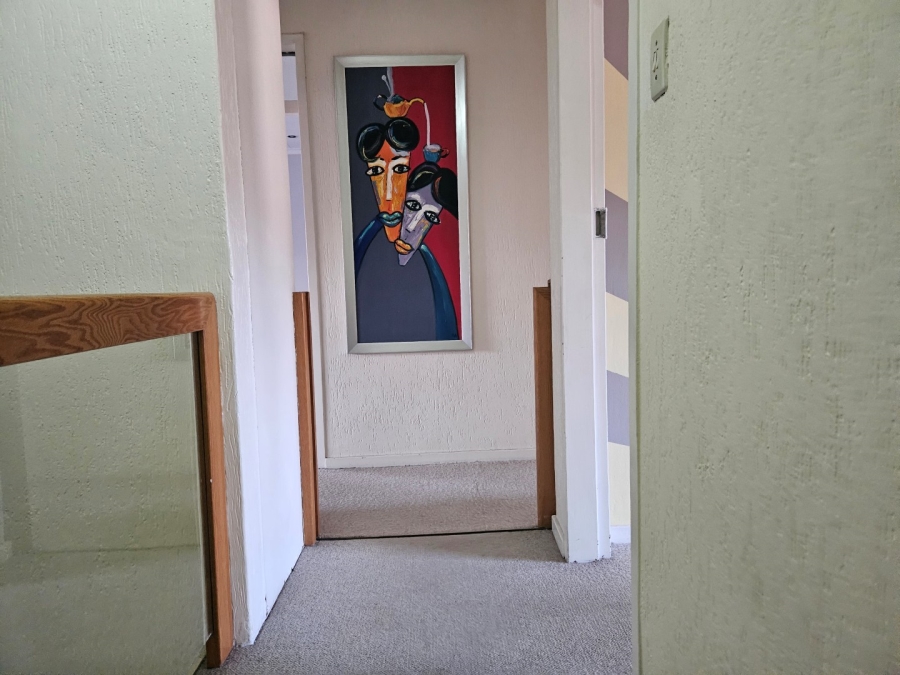 To Let 3 Bedroom Property for Rent in Atholl Gauteng