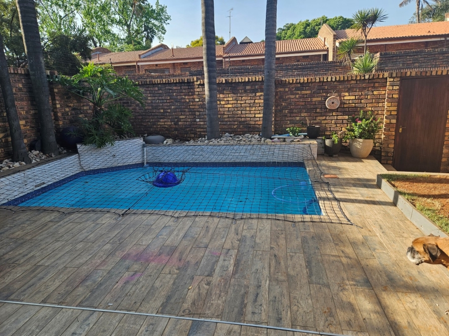 To Let 3 Bedroom Property for Rent in Atholl Gauteng