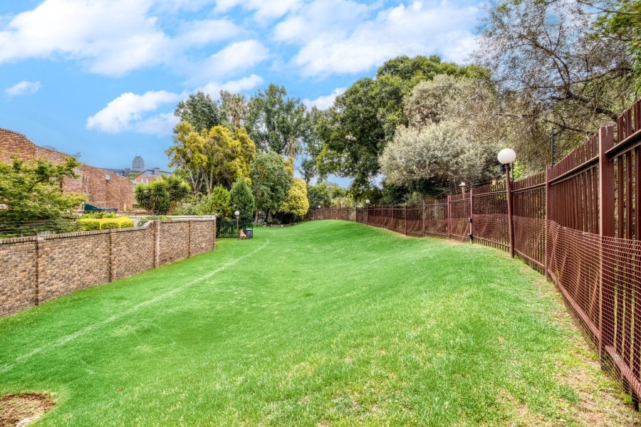 To Let 3 Bedroom Property for Rent in Atholl Gauteng