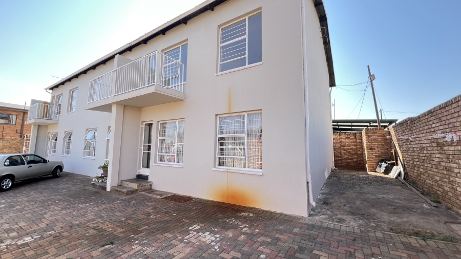 6 Bedroom Property for Sale in Burgershoop Gauteng
