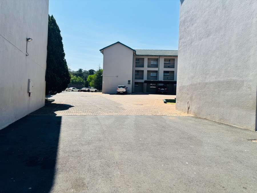 1 Bedroom Property for Sale in Krugersdorp North Gauteng