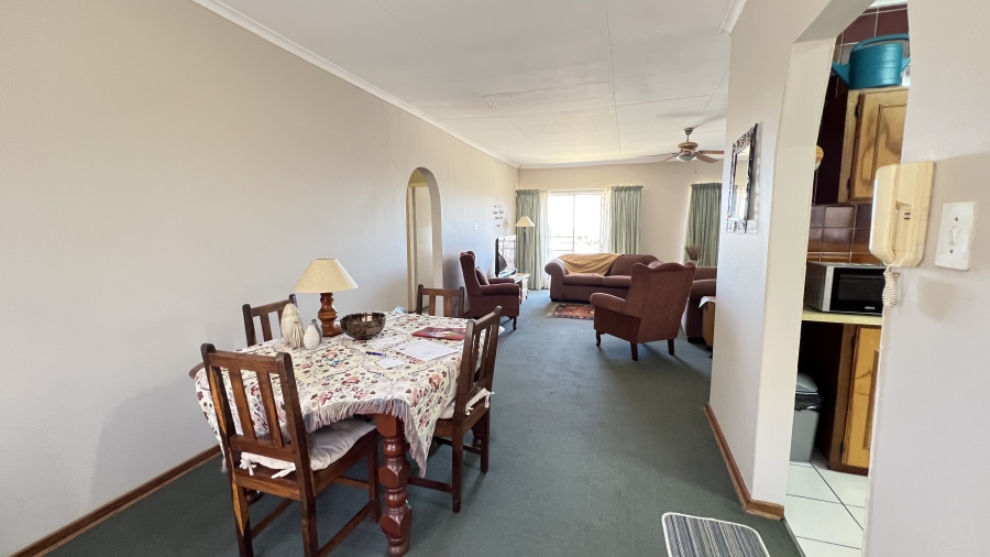 2 Bedroom Property for Sale in Greenhills Gauteng