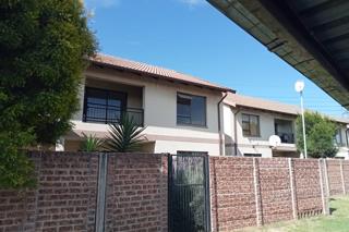 2 Bedroom Property for Sale in Parkrand Gauteng