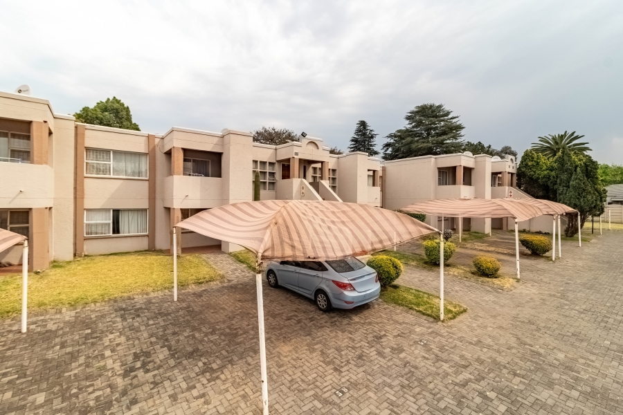 3 Bedroom Property for Sale in Glenanda Gauteng