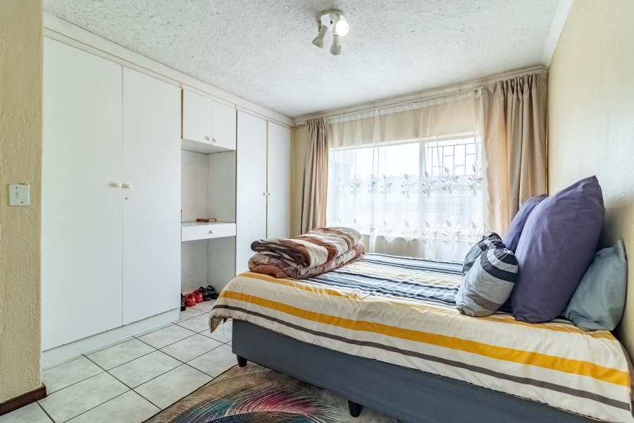 3 Bedroom Property for Sale in Glenanda Gauteng