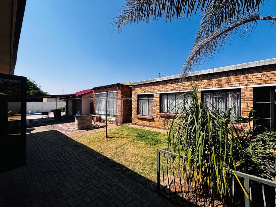 3 Bedroom Property for Sale in Krugersdorp West Gauteng