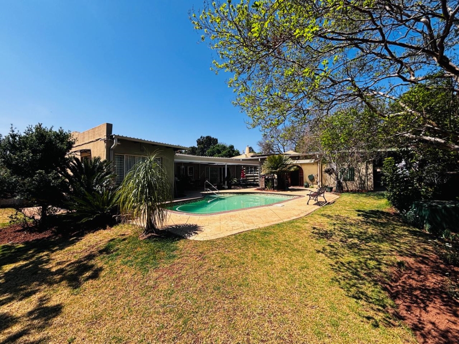 3 Bedroom Property for Sale in Rant En Dal Gauteng