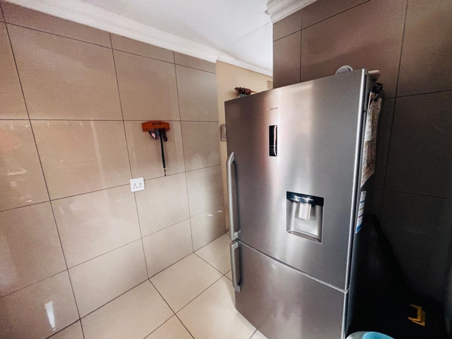 3 Bedroom Property for Sale in Rant En Dal Gauteng