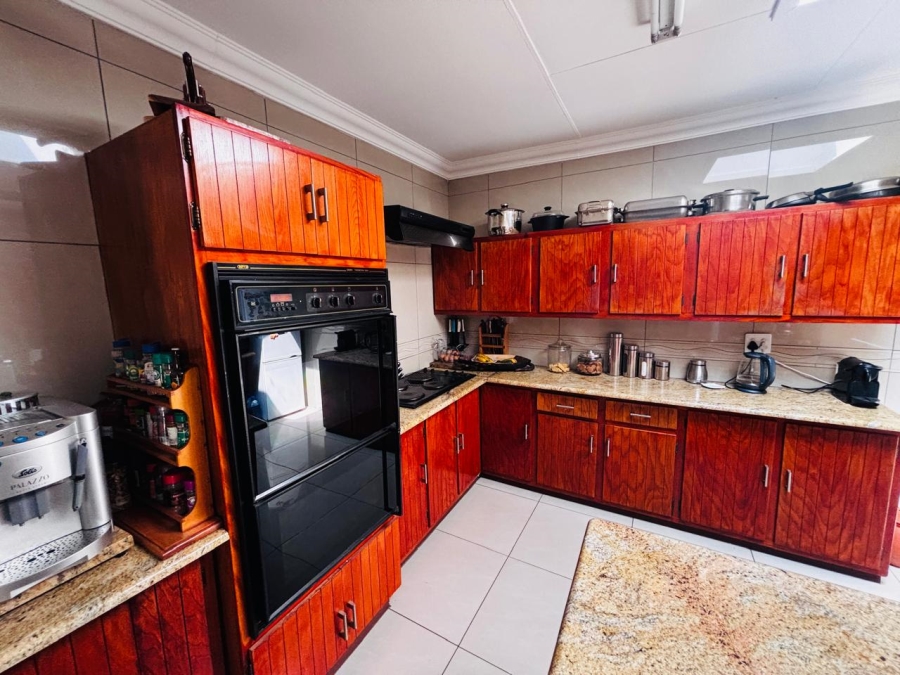 3 Bedroom Property for Sale in Rant En Dal Gauteng