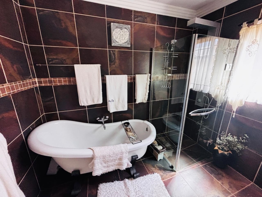 3 Bedroom Property for Sale in Rant En Dal Gauteng