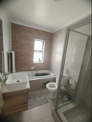 To Let 2 Bedroom Property for Rent in Modderfontein Gauteng