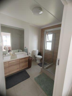 To Let 2 Bedroom Property for Rent in Modderfontein Gauteng