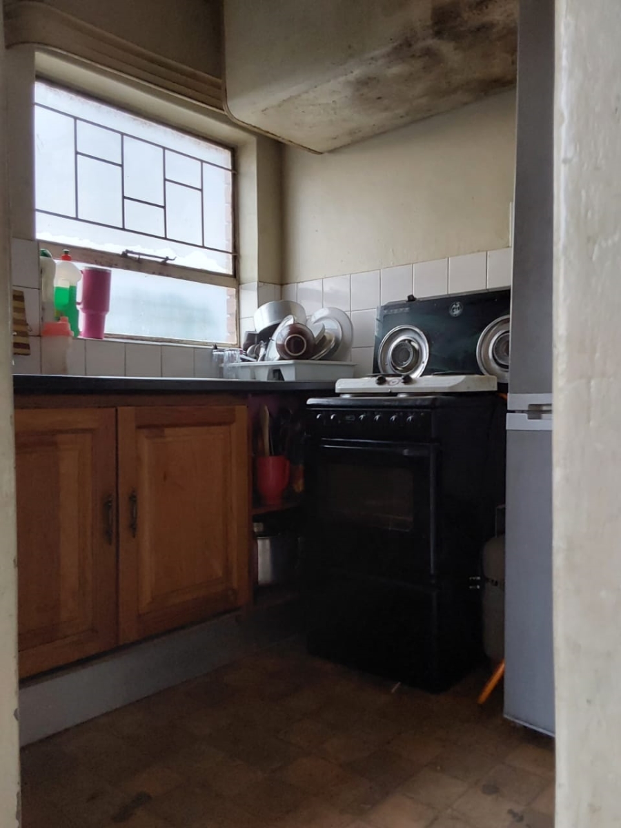 2 Bedroom Property for Sale in Pretoria West Gauteng