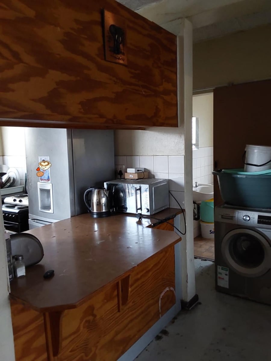 2 Bedroom Property for Sale in Pretoria West Gauteng