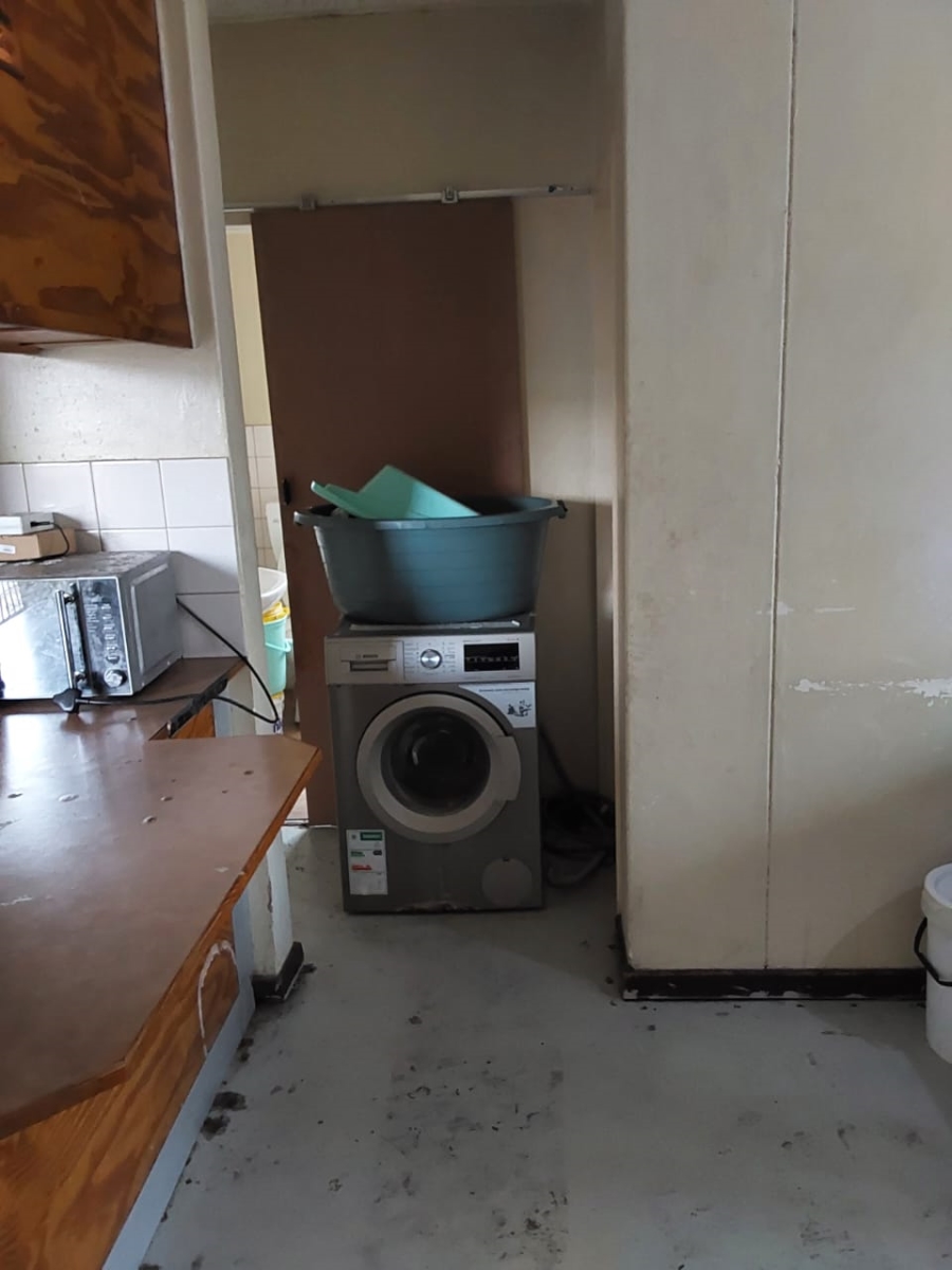 2 Bedroom Property for Sale in Pretoria West Gauteng