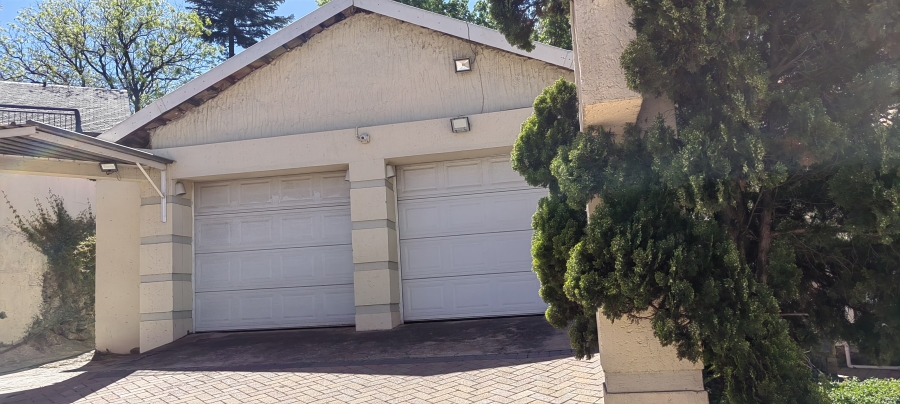 2 Bedroom Property for Sale in Linmeyer Gauteng