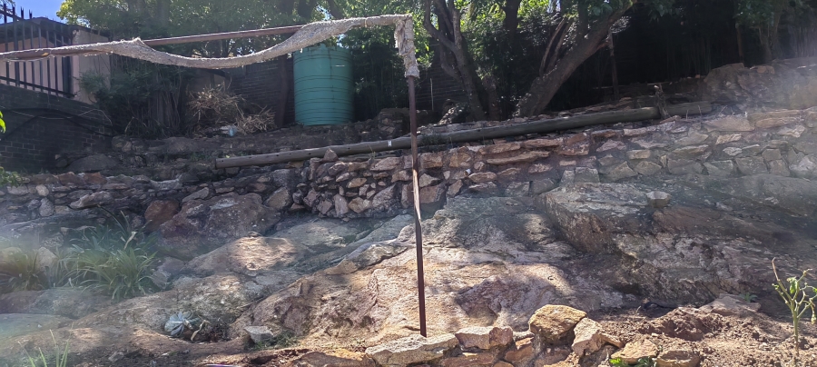 2 Bedroom Property for Sale in Linmeyer Gauteng