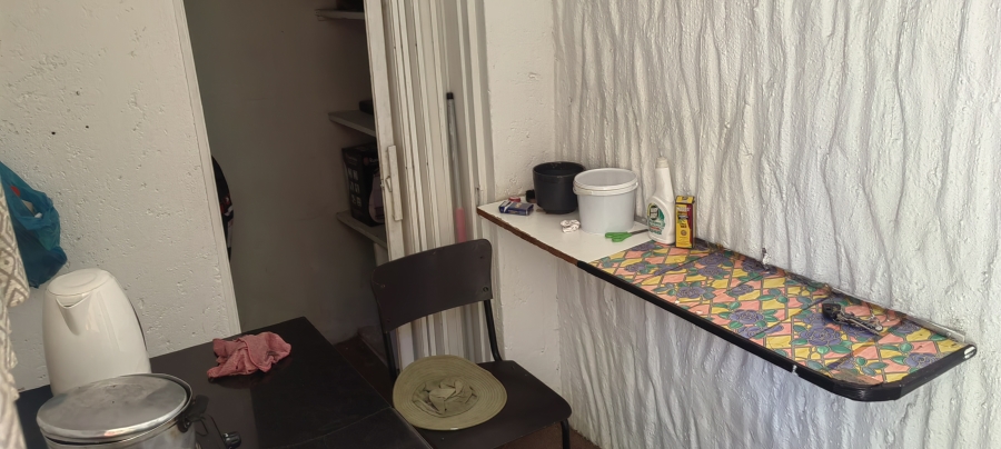 2 Bedroom Property for Sale in Linmeyer Gauteng