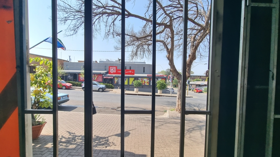 To Let commercial Property for Rent in Linden Gauteng