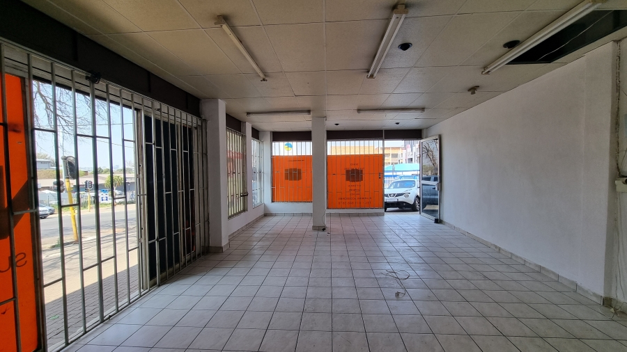 To Let commercial Property for Rent in Linden Gauteng