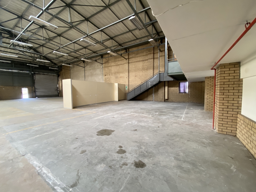 To Let commercial Property for Rent in Randjespark Gauteng