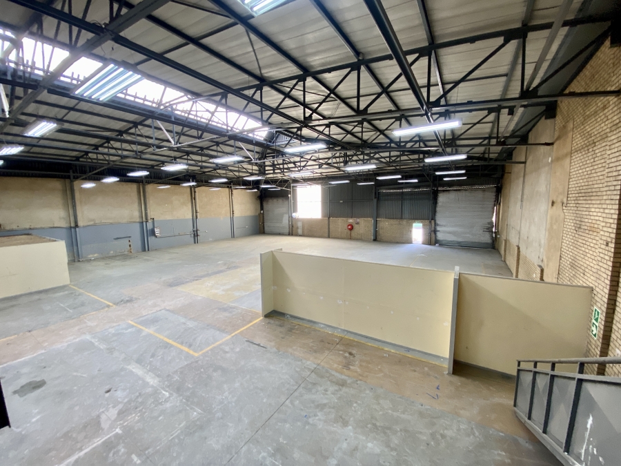 To Let commercial Property for Rent in Randjespark Gauteng