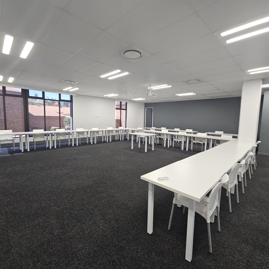 Commercial Property for Sale in Die Hoewes Gauteng