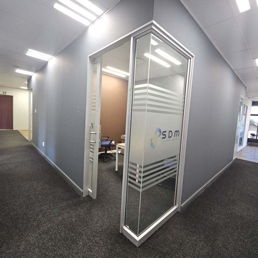 Commercial Property for Sale in Die Hoewes Gauteng