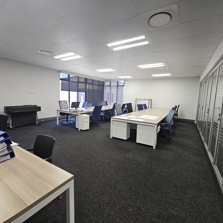 Commercial Property for Sale in Die Hoewes Gauteng