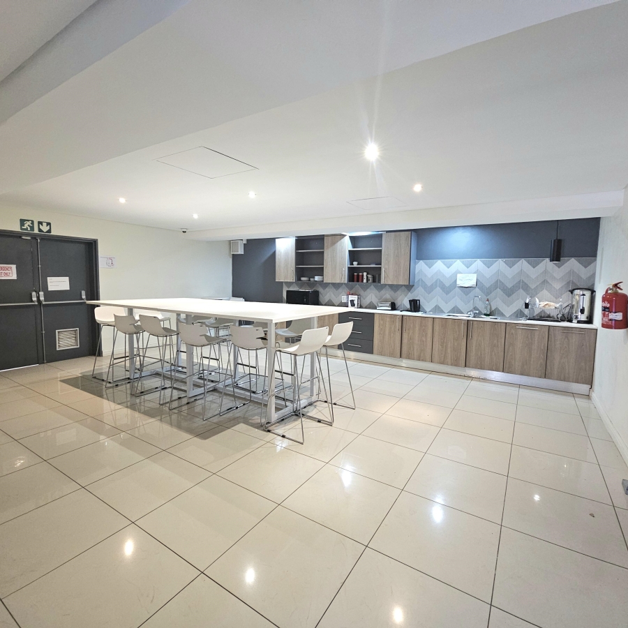 Commercial Property for Sale in Die Hoewes Gauteng