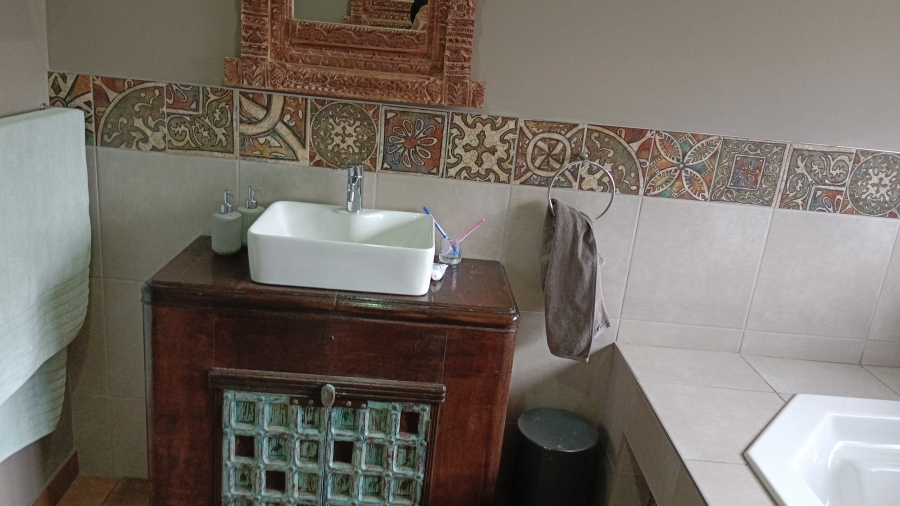 7 Bedroom Property for Sale in Sonneveld Gauteng
