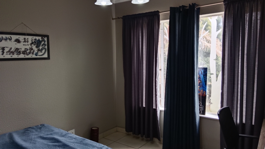 7 Bedroom Property for Sale in Sonneveld Gauteng