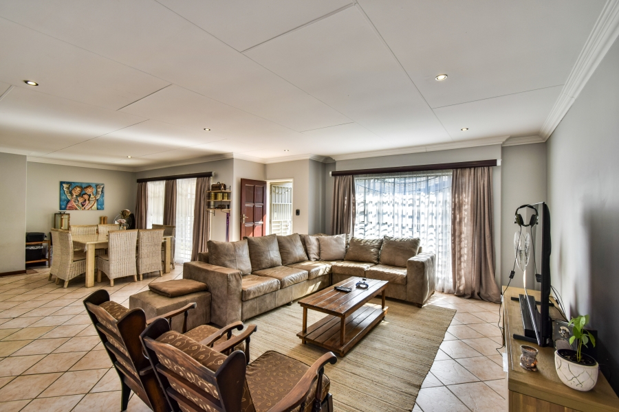 3 Bedroom Property for Sale in Moreleta Park Gauteng