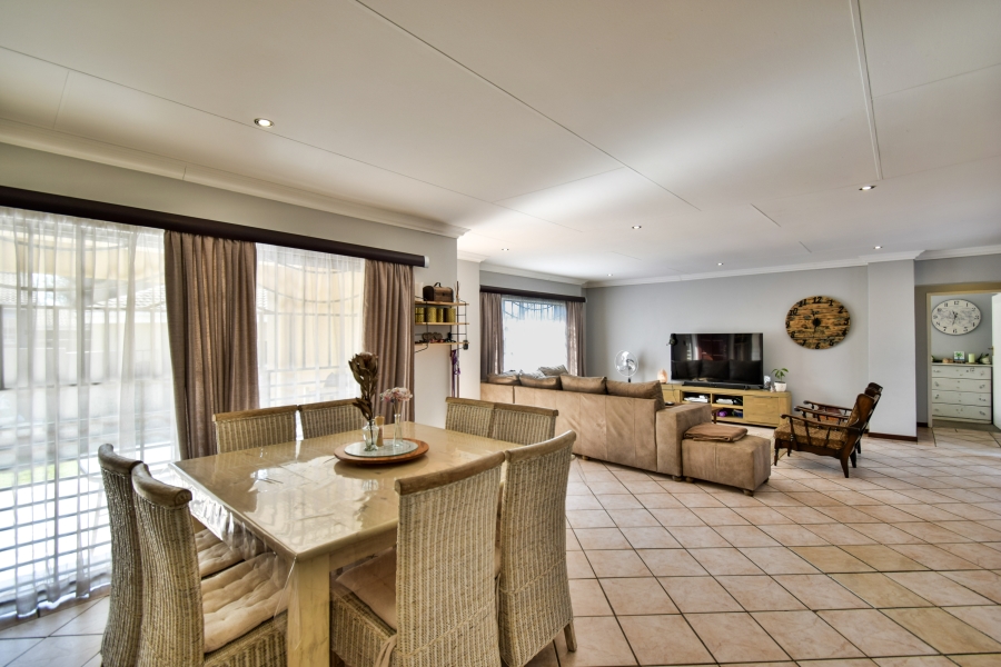 3 Bedroom Property for Sale in Moreleta Park Gauteng