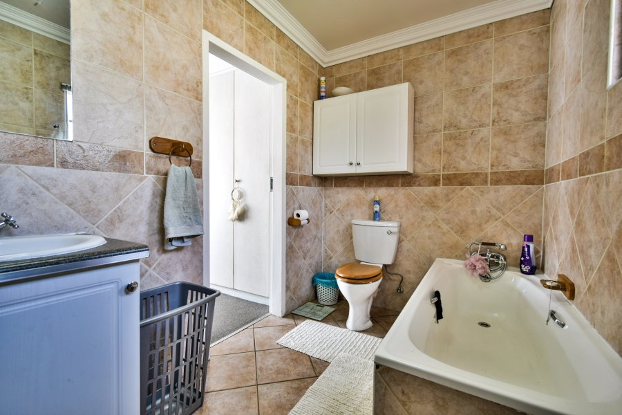 3 Bedroom Property for Sale in Moreleta Park Gauteng