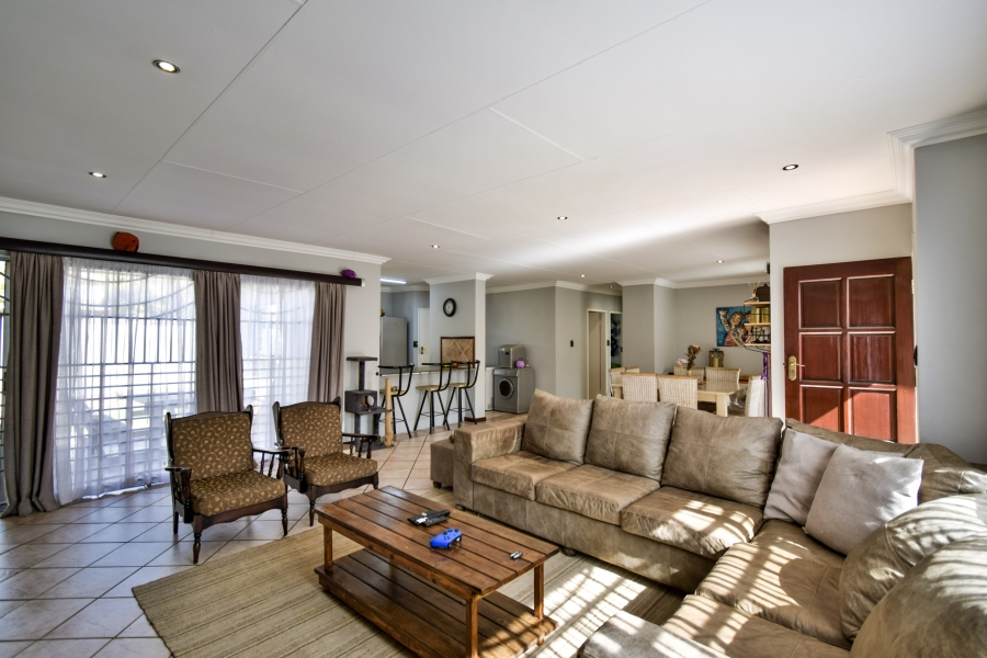 3 Bedroom Property for Sale in Moreleta Park Gauteng