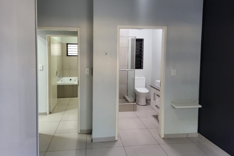 3 Bedroom Property for Sale in North Riding Gauteng