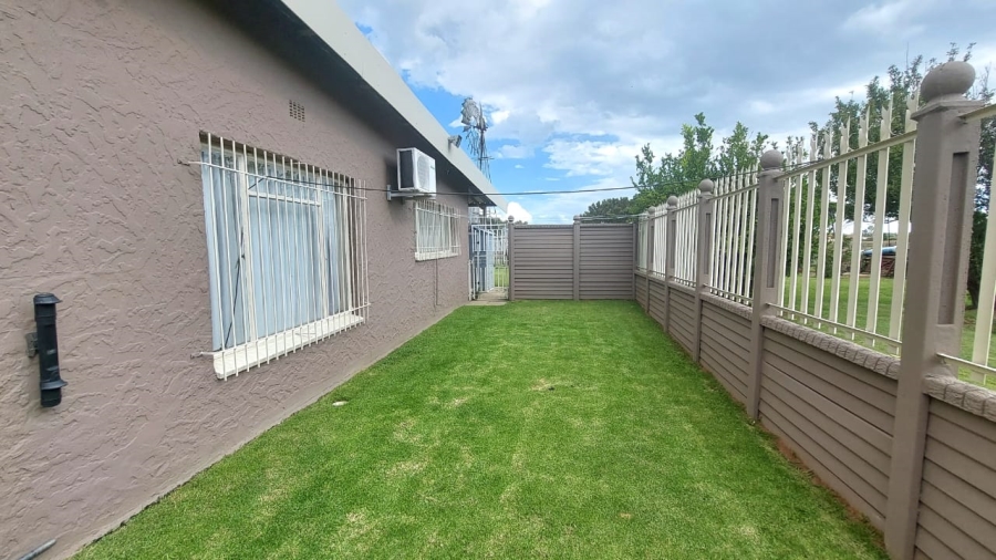 3 Bedroom Property for Sale in Nanescol Gauteng