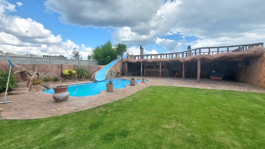 3 Bedroom Property for Sale in Nanescol Gauteng