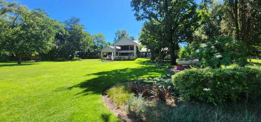 5 Bedroom Property for Sale in Marlbank Gauteng