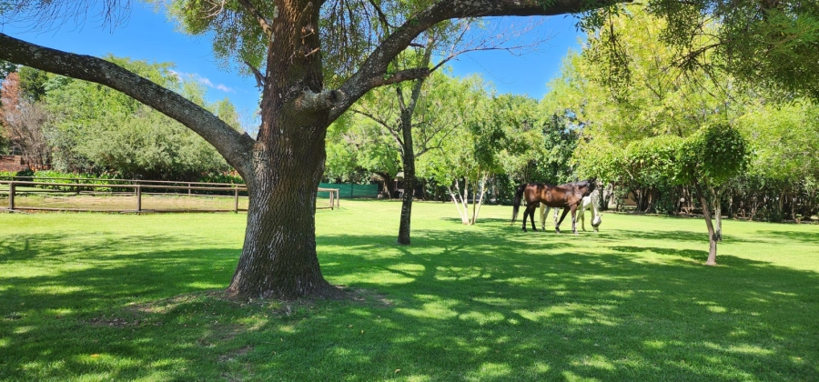 5 Bedroom Property for Sale in Marlbank Gauteng