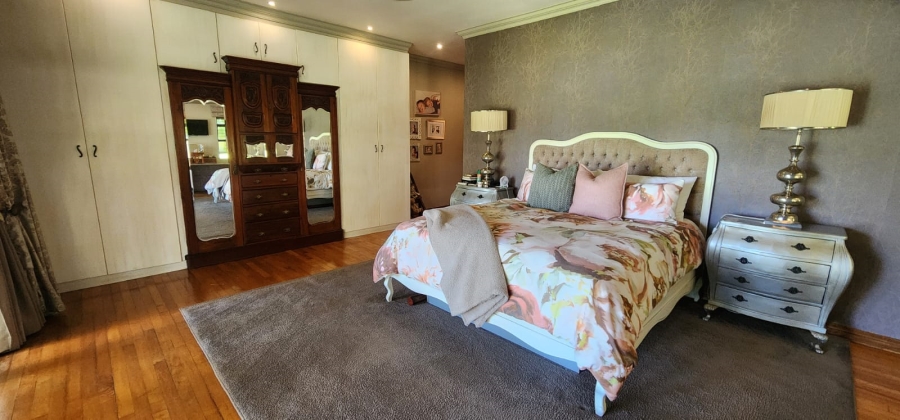 5 Bedroom Property for Sale in Marlbank Gauteng